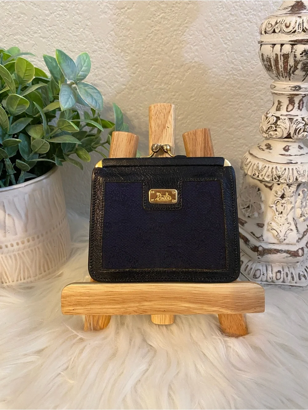 Celine Navy and Black Vintage Kiss-Lock Coin pouch or wallet